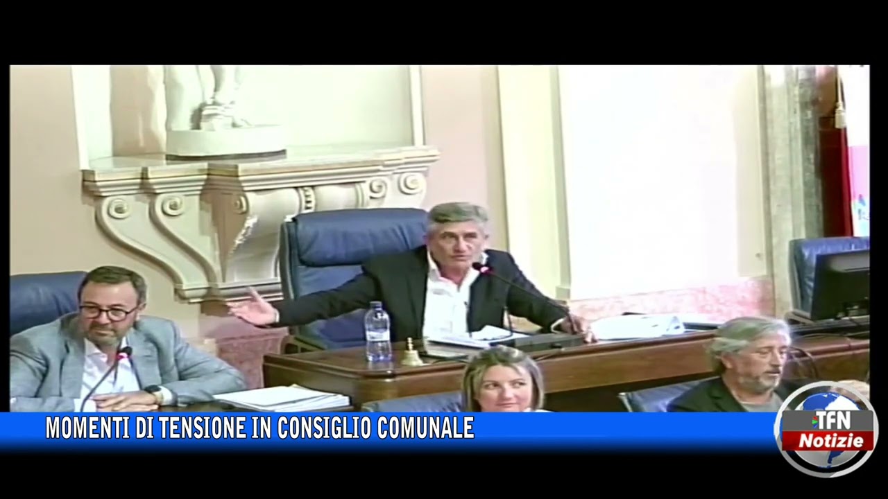 Caltanissetta - Momenti di tensione in Consiglio comunale