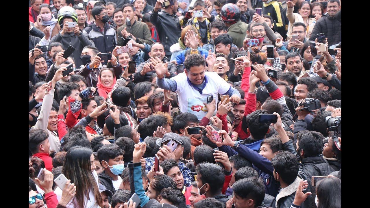 SENTI VIRUS :: Hall ReportT||Public Review :: The Cinema Times - YouTube