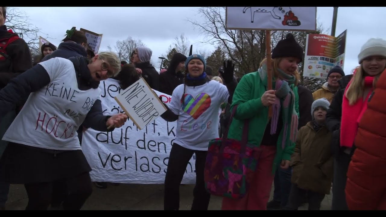 Quickborn demonstriert gegen Extremismus und für Freiheit und Vielfalt