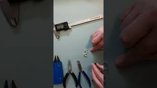 Difference between cabochon and pre-notched settings. What type of setting should you use.