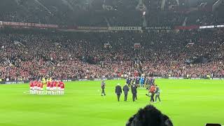 Man Utd observe moment of silence at Old Trafford for Sir Bobby Charlton #manchesterunited