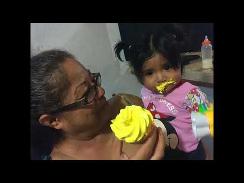 1 añito de Mia :)