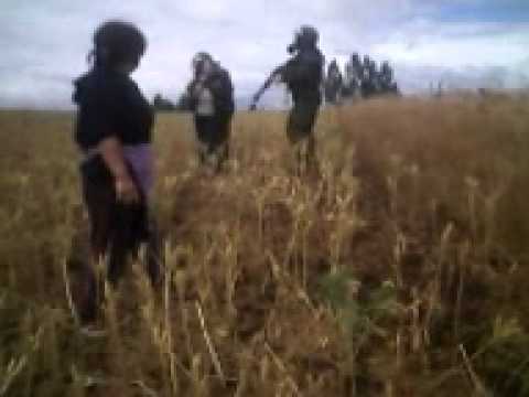 Golpiza a madre mapuche y su bebe - Comunidad Mapuche Rofue.3gp