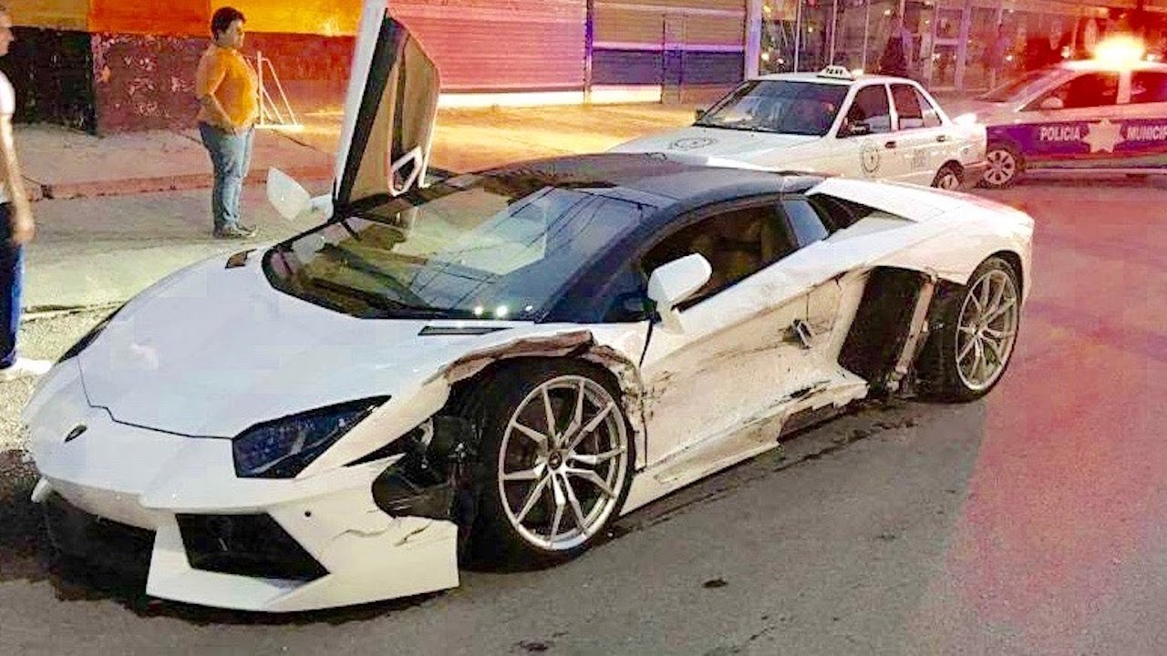 Wtf Epic Driving Fails Caught On Camera Stupid Drivers October 2017 Lamborghini Aventador Roadster Lamborghini Mexico