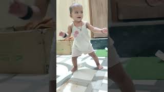 रफ्तार पकड़ना अभी बाकि है 🤣🤣 #viralreels #viral #babydevelopment