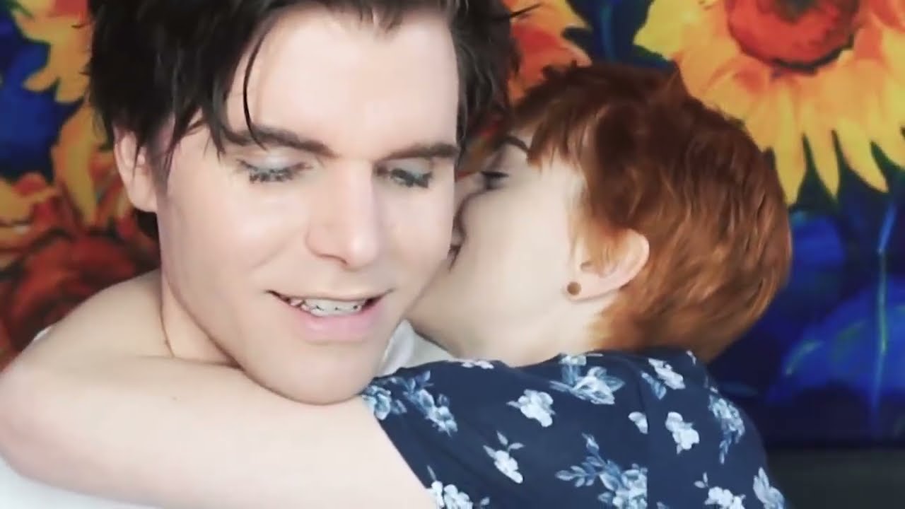 Questions That Could End Our Marriage | Laineybot (Laineybot Reupload)