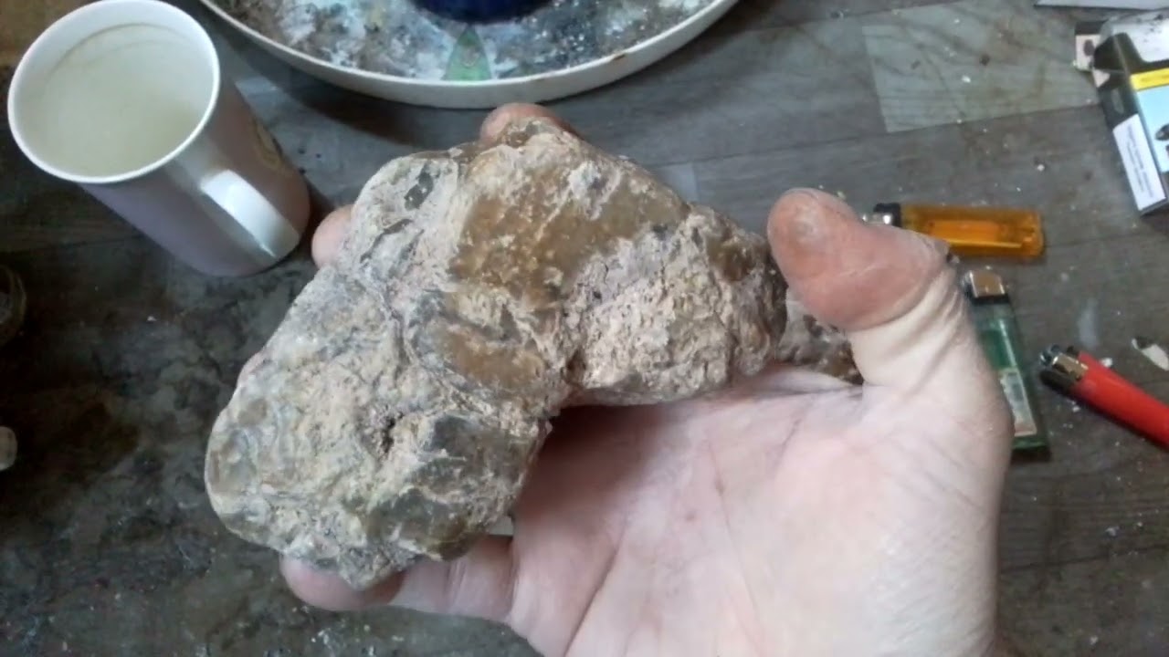 Kimberlite diamonds blue yellow Black purple