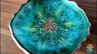 Grüne 3D Blume mit Alcohol inks  green resin 3D Flower bowl with alcohol inks