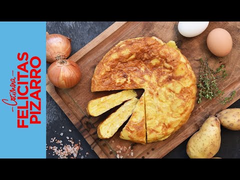 The best classic potato omelet | Felicitas Pizarro