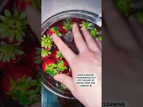 ASMR CLEANING STRAWBERRIES #asmr #strawberries