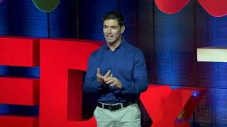 ¿Qué nos puede enseñar un tricampeón mundial sobre el esfuerzo? | Piccolo Clemente | TEDxTukuy