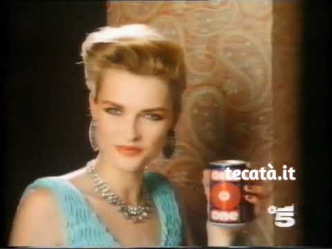Spot 80-90: San Pellegrino One-o-one cola (1987) | Tecatà, l'archivio vintage della pubblicità