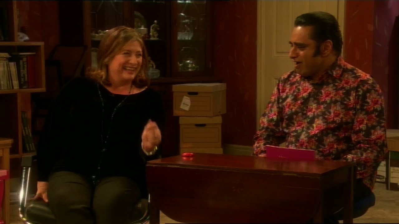 Caroline Quentin talks "Men Behaving Badly" with the Kumars - YouTube