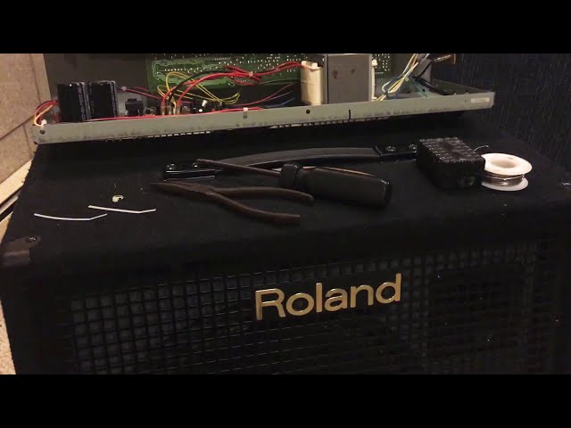 Roland KC-500 Keyboard/Piano Amplifier Repair - YouTube