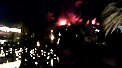VID-20111103-000...