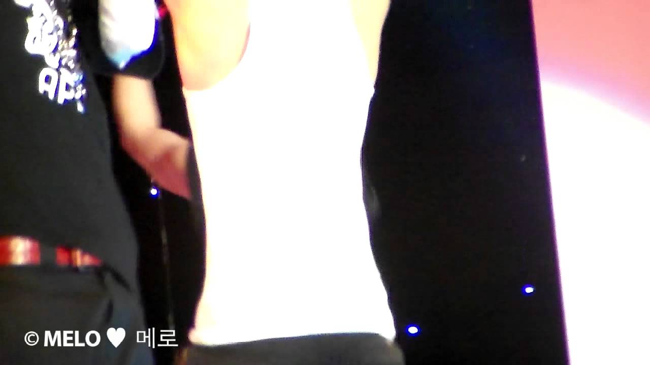 [FANCAM] 120821 Eun Ji Won Music & Joy; Block B - Wanna B U-Kwon Focus