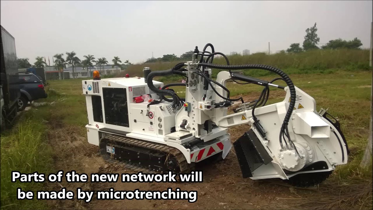 Micro trenching for a fiber optic connection in microduct