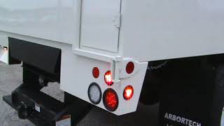 M2U00645
