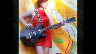 Video thumbnail of "Dani Wilde  "Don't Go Making Me Cry ～ Mississippi Kisses ～ Juice Me Up""