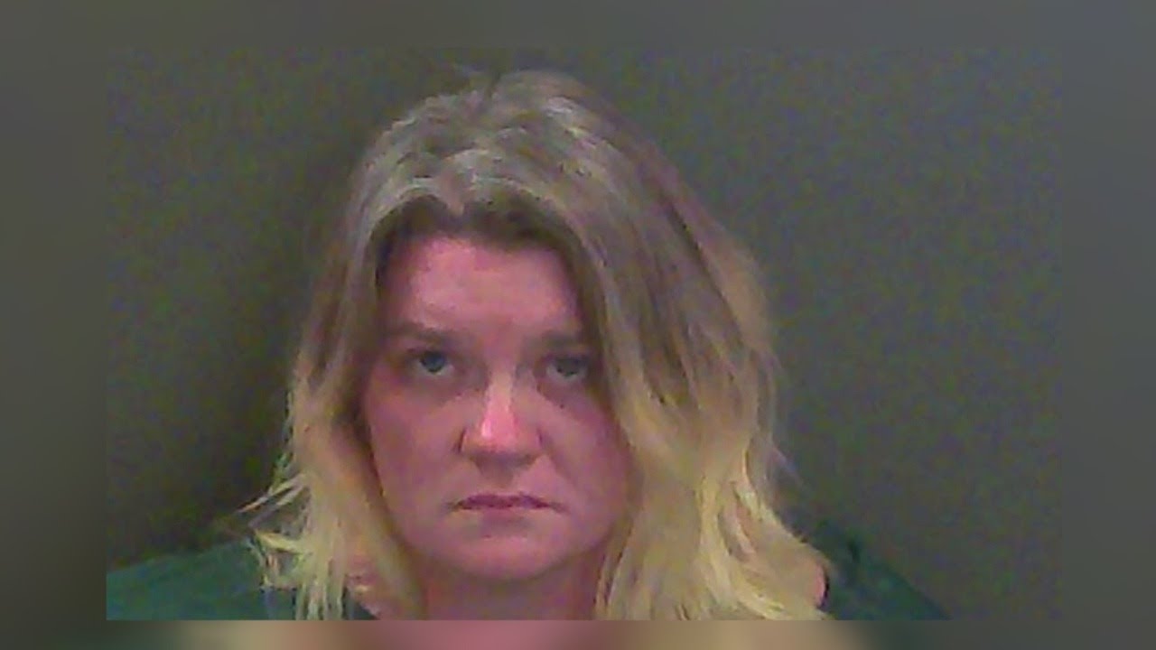 Prosecutors to seek life for stepmom charged with killing Gas City girl