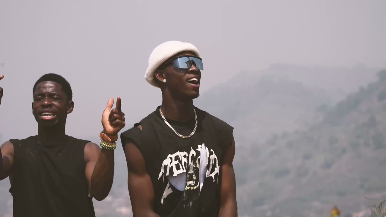 L’ ARTISTE PAO FEAT DEBOY LE MONSTRE LE MBOLÉ C’EST MON BOULOT (BAMILEKE GIRL )…237🇨🇲