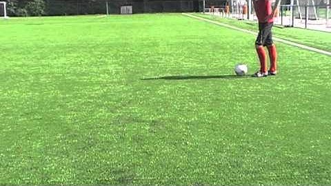 Football Skills / Pull Push Behind🤩