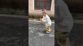 Cute Baby Picked Up Dad's Money And Pretended Not To See It#funny #fatherhoodmoments#cutebabies