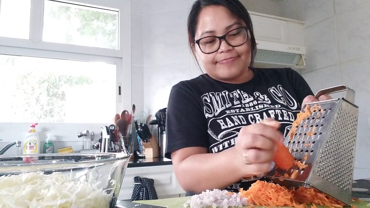 How to make an Coleslaw Salads... YouTube