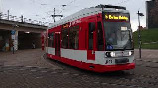 Triebwagen 641 befährt die Weiche am Hauptbahnhof