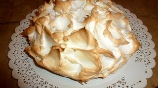 Воздушный Шоколадный Торт с Яблоками и Меренгой Воздушный Шоколадный Торт с Яблоками и Меренгой