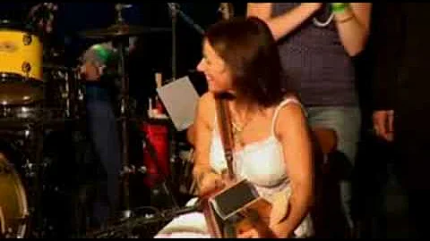 Galway Girl - Mundy with Sharon Shannon (H.Q.)