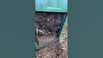 How I compost! #gardentime #gardenenthusiast #compost