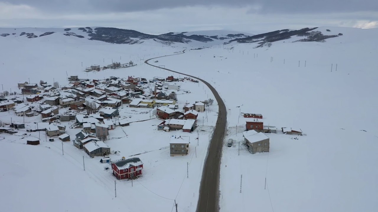 Erzurum Aziziye Toprakkale Köyü.
#Erzurum #aziziye #toprakkale