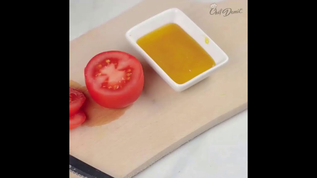 Use Tomato Slices and Honey to fight acne and get even skin tone - YouTube