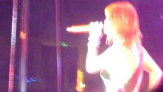 Paramore That's What You Get Live HQ @ Honda Civic Tour Anaheim 091910.MP4