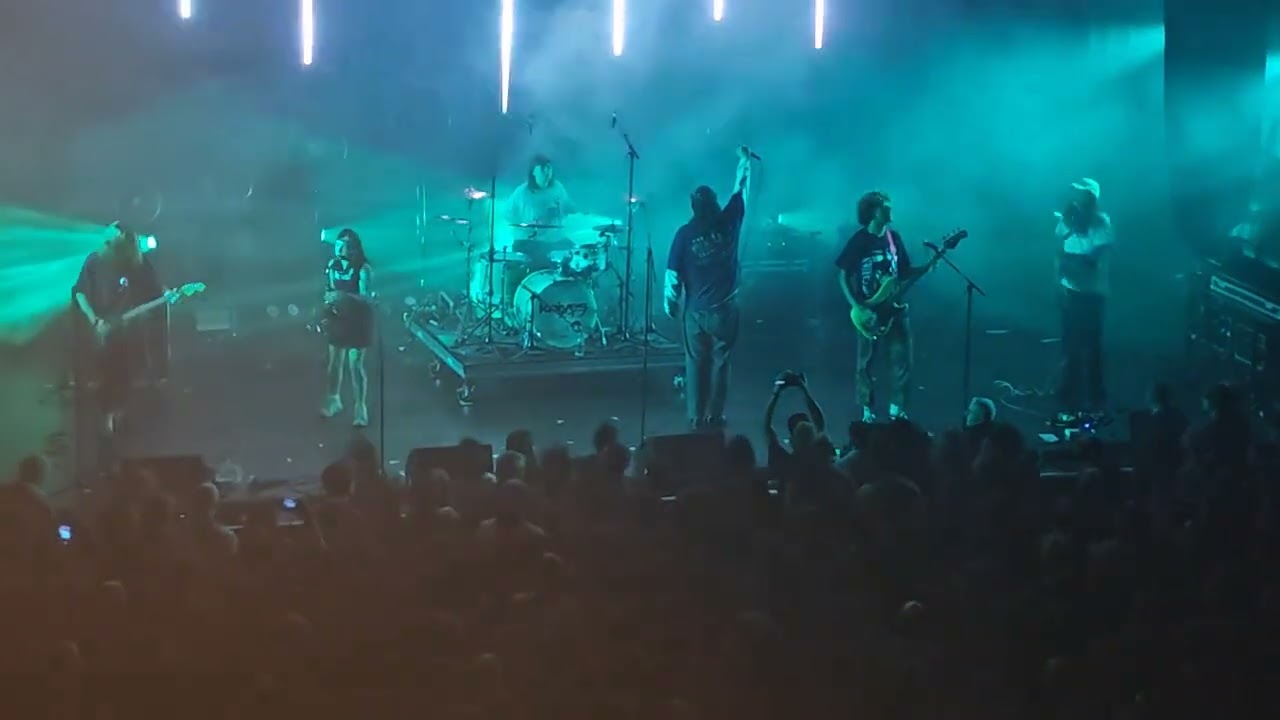 Knives (Antipode, Rennes, Fr) 08/11/2025