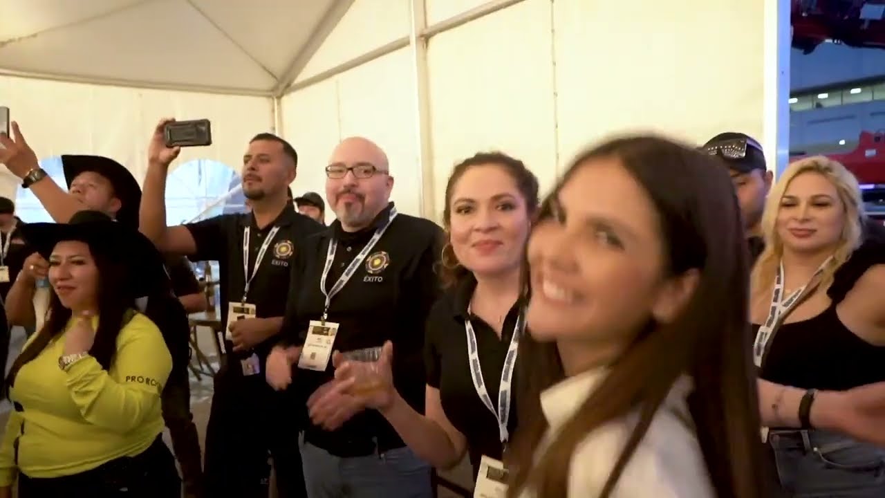 SRS Distribution Para Latinos at IRE 2023