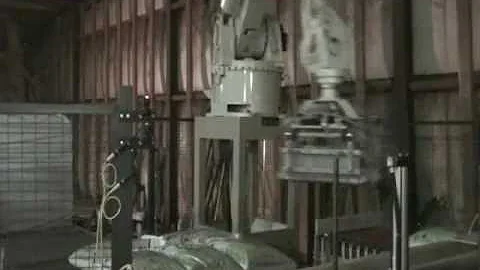 Palletizing Bags of Product - Kawasaki Robotics