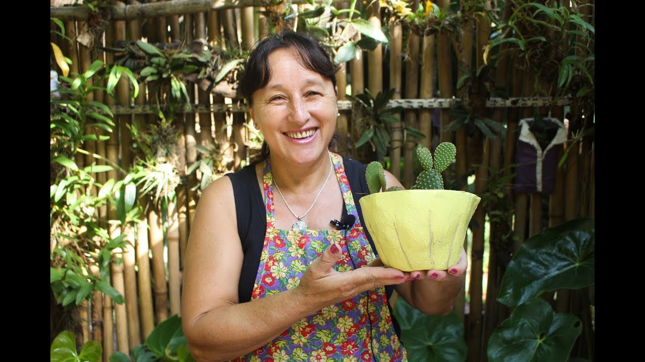 VASO DE FLOR DE PAREDE