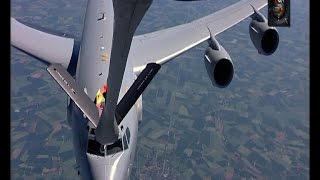 AWACS E-3B AIR REFUELING.