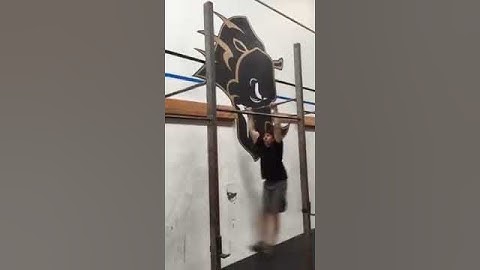 Proper Swing on Monkey Bars