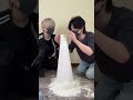 巨大小麦粉チャレンジLv.999…小麦粉の上の物を落としたら全身粉まみれ・・・ #Shorts