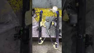 Range Rover Cam Kri̇ko Tami̇ri̇.. Cam Mekani̇zmasi Bozulan Araçlariniza Hizli Çözüm Art Oto.