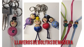 Llaveros de bolitas de madera pintadas a mano (muñecas)ideales para regalar