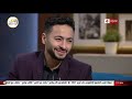 تأثر و بكاء حماده هلال أثناء حديثه عن والدته في واحد من الناس
