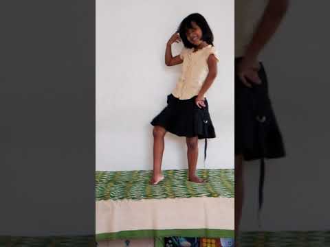 Dhimathirigae song dance in srimanthudu
