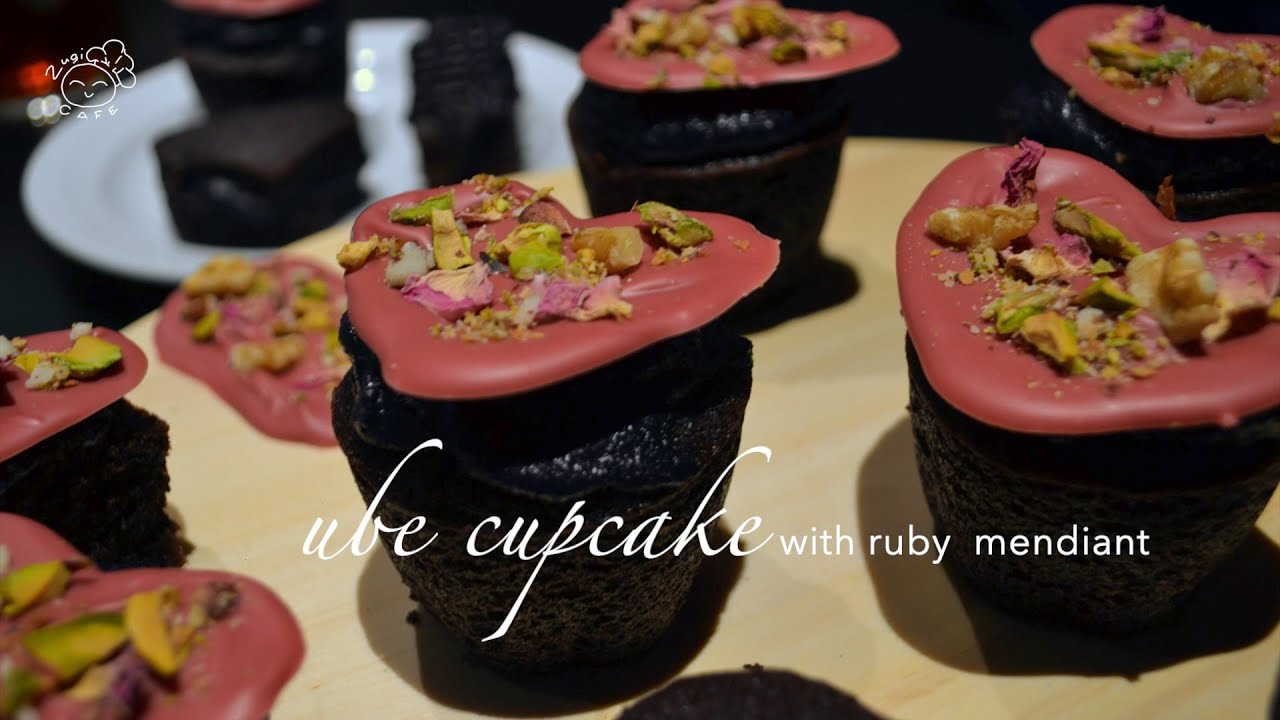 I tried making ube cupcakes with ruby mendiants - my cake diary