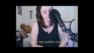Moïra Lilly - the author (luz cover)