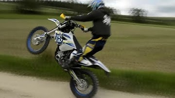 Enduro tutorial #1 Wheelie / How to do a wheelie step by step / english
