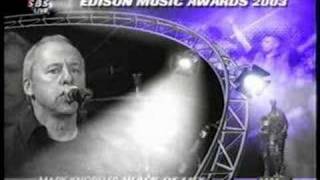 Mark Knopfler - Walk of Life [Edison Music Awards -03] chords